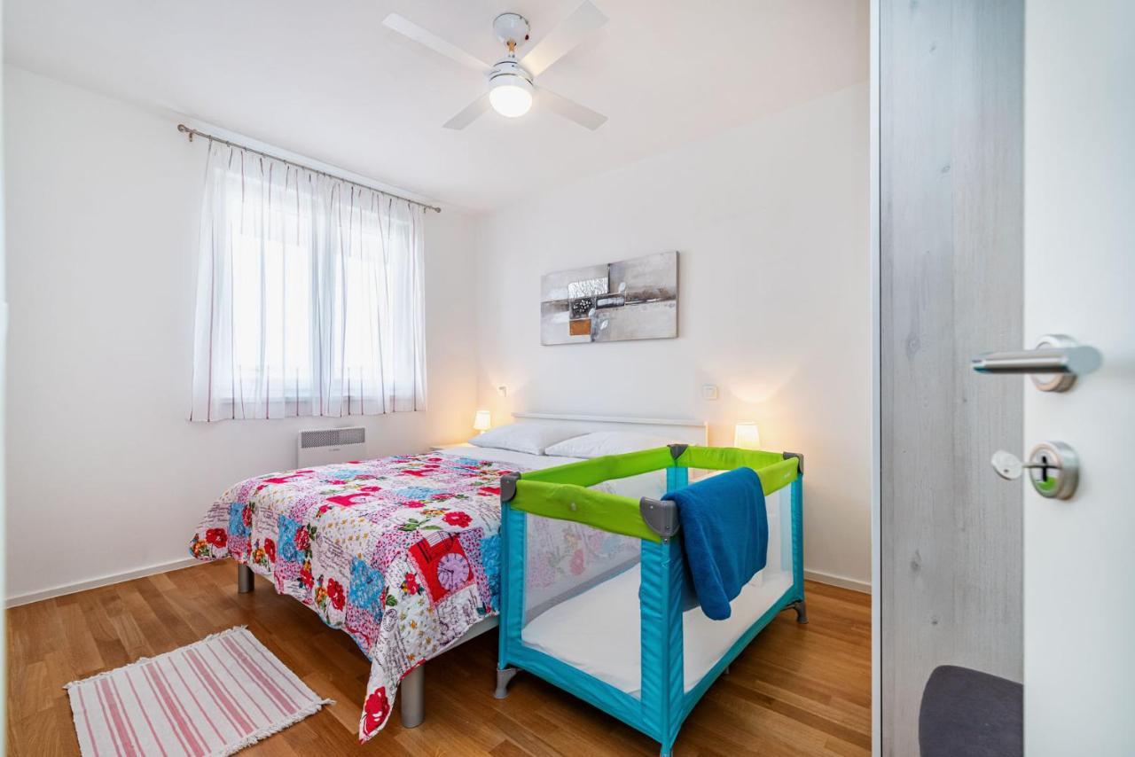 Ap Stella, Center Of Zadar, 2Br, Parking Apartman Kültér fotó