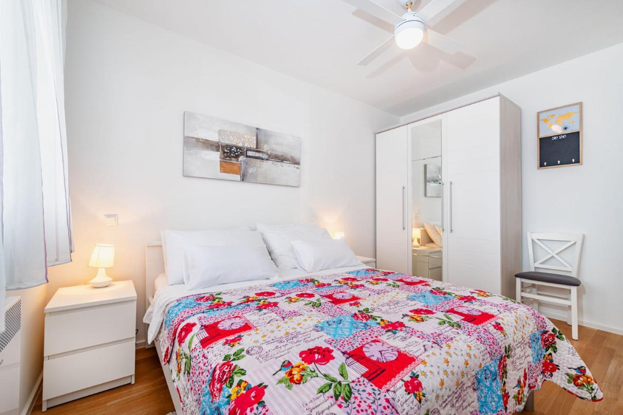 Ap Stella, Center Of Zadar, 2Br, Parking Apartman Kültér fotó