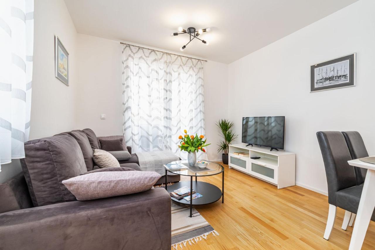 Ap Stella, Center Of Zadar, 2Br, Parking Apartman Kültér fotó